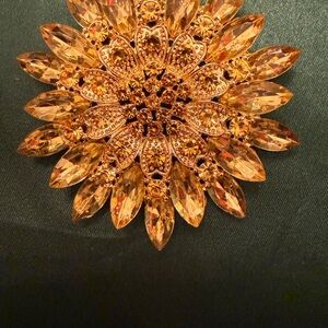 Sparkling Floral Brooch